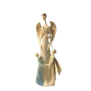 Eden's Angels Trust Angel Figurine with Certificate of AuthenticityGiftcraft